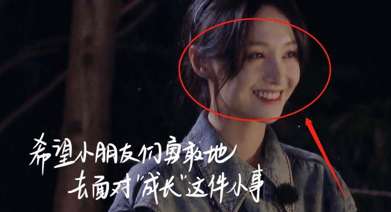 我的泪强忍不住在无声中悄然滑落是什么歌