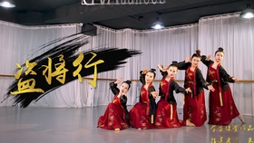 与虎谋早餐,问卧龙几两钱是什么歌