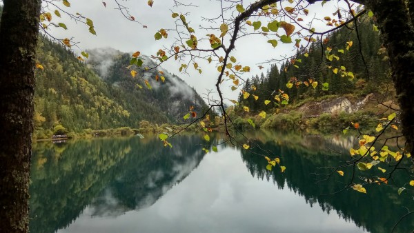 心中的山水你眼中都看到是什么歌