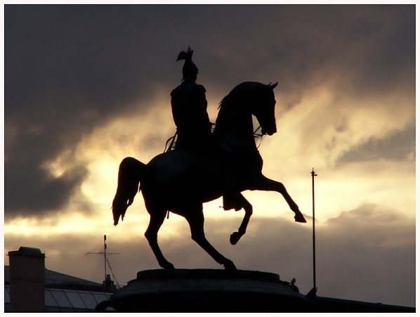 让我体会吧,悬崖勒马是什么歌