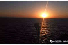 伫立在船头是什么歌