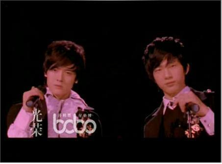 感谢你给我的光荣什么歌