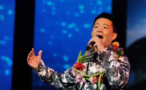 亲爱的战友你不要想家是什么歌