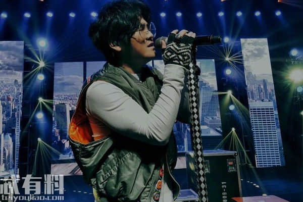 我爱你你是我的朱丽叶是什么歌