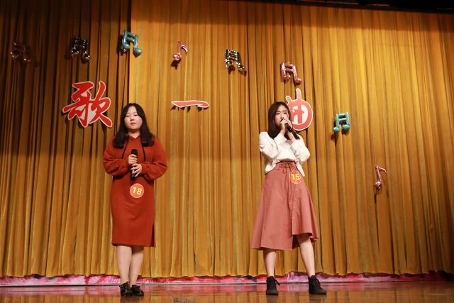 我改换素衣回中原是什么歌