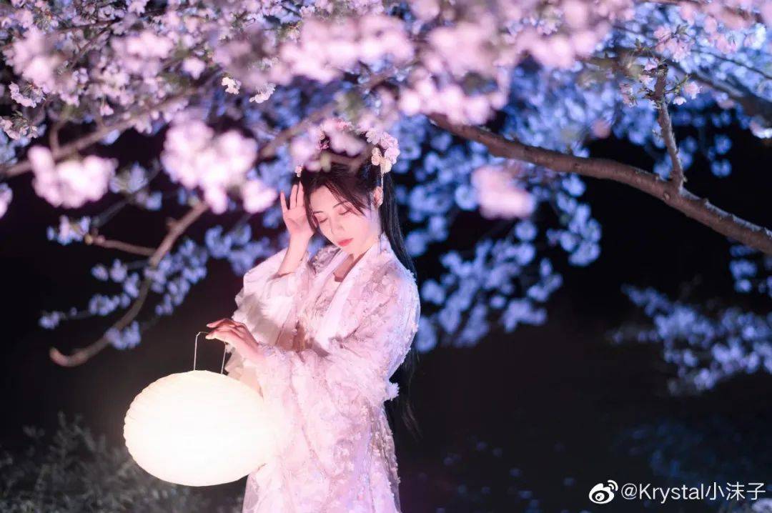 杨柳堤远方烟雨什么歌