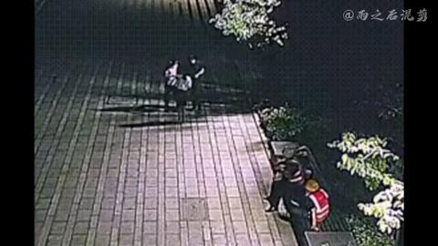 如今走过这世间万般留恋是什么歌