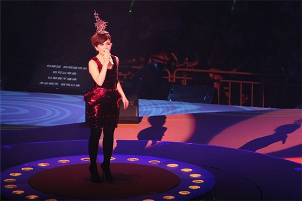 李宗盛女人总是一往情深是什么歌