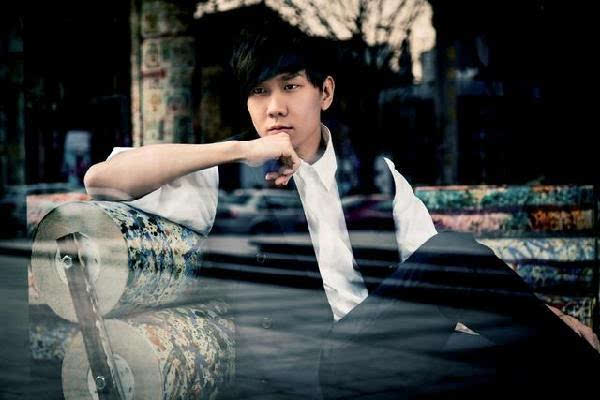 看你的眼睛你的笑是林俊杰的什么歌