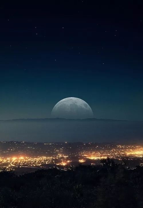 你吹过我吹过的风什么歌