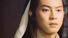 悲白发留不住芳华是什么歌