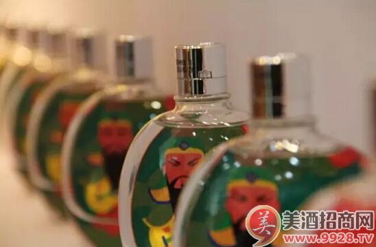 干了这一杯还有下一杯是什么歌