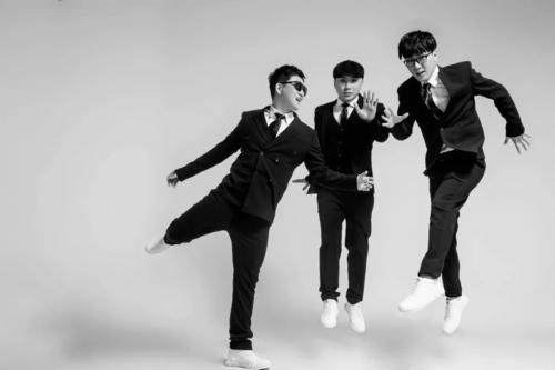 不知不觉回到了伤心地是什么歌曲