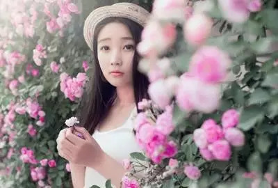 都说女人是最美的花是什么歌