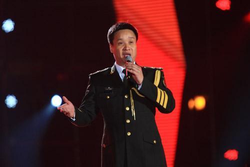 啊哈这个人就是娘是什么歌