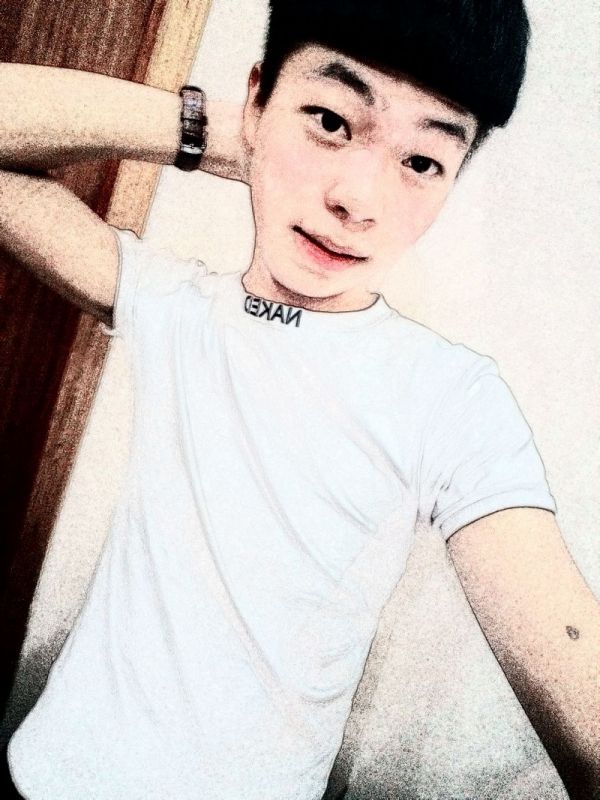 我突然释怀的笑是什么歌