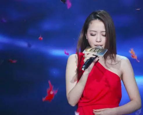 张靓颖唱的啊是什么歌