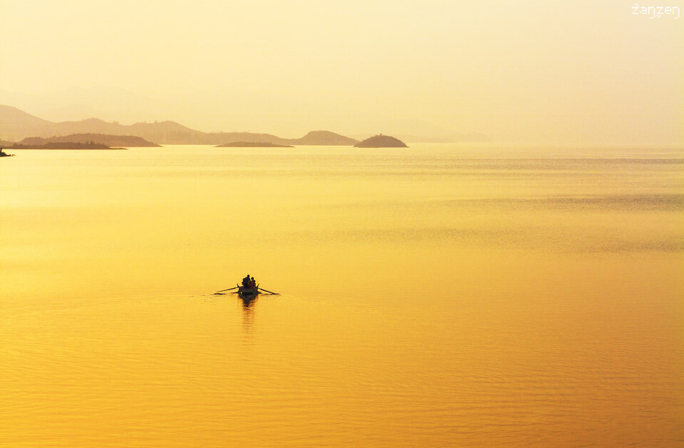 我愿意陪你到天涯到海角是什么歌