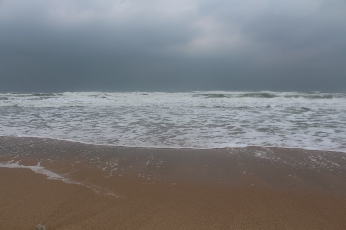 海慢慢把沙的足迹掩埋是什么歌