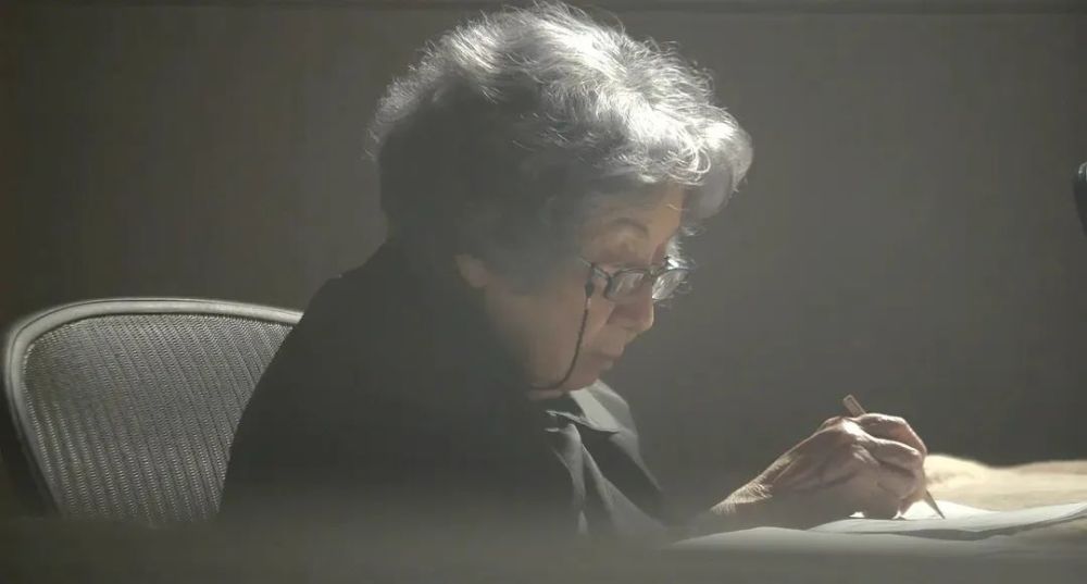 而我在颠沛中什么歌