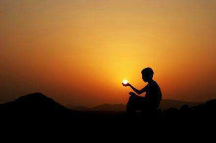 粤语歌晚风轻轻吹送是什么歌