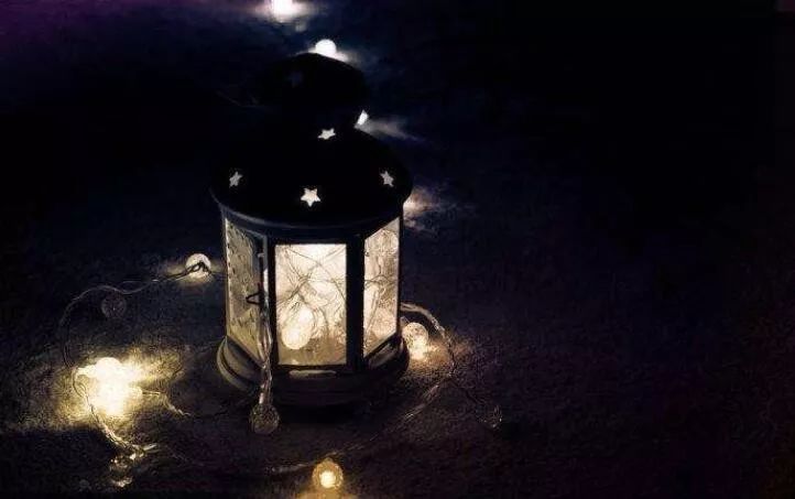 无人为我点盏灯是什么歌