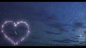 走过陪你看流星的天台是什么歌