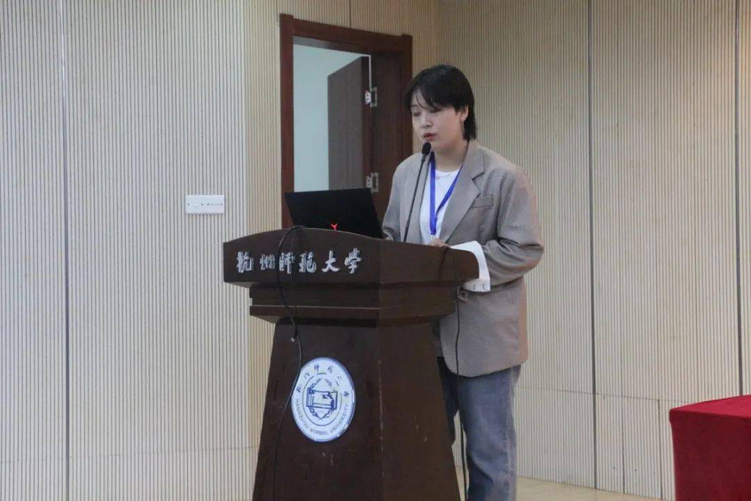 嘟噜嘟噜哒哒哒什么歌