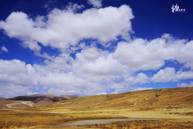 弯过了几道弯越过几座山是什么歌