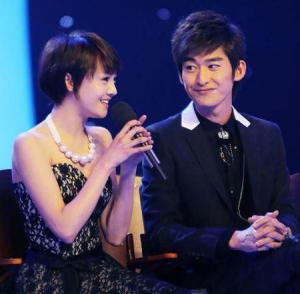 在我手中为你颤抖着是什么歌