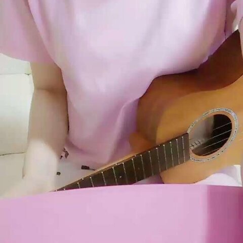 摸摸摸摸是什么歌