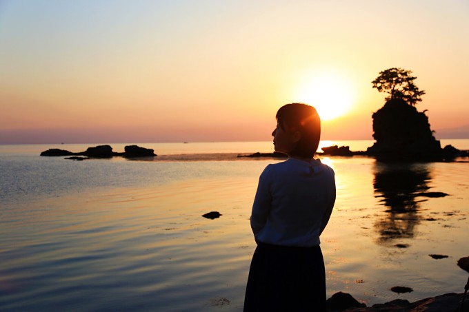 陪你看日出陪你看日落是什么歌