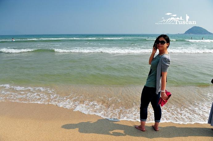 中国的南海边画了一个圈是什么歌