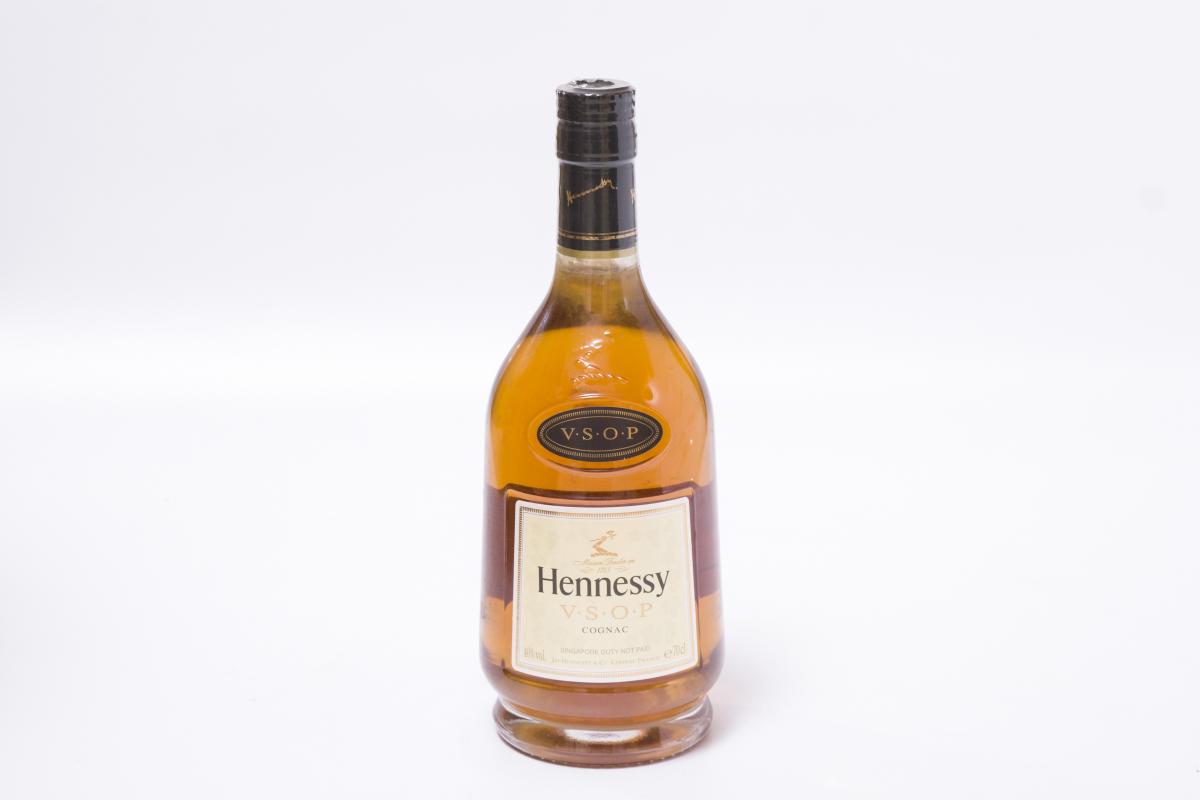 浓浓烈烈的美酒啊是什么歌