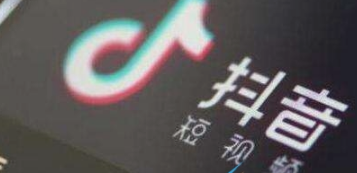 简单爱心所爱是什么歌