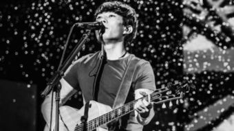 16年17年最火的网络歌曲，2017最红网络歌曲歌名