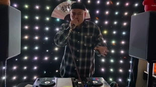 ktv喊麦特骚气的顺口溜歌曲，ktv带动气氛的喊麦的词顺口溜