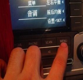 u盘插车上为什么放不了音乐，车上怎么读取u盘歌曲