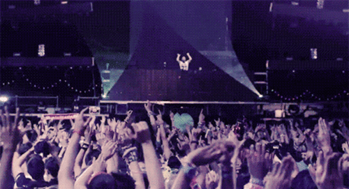 tt音乐节必唱的歌，tt的party在哪里能听