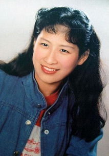 《白兰鸽》原唱，沈小岑唱的白兰鸽