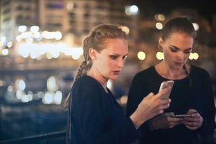 一个男人让女人听逃这首歌，逃这首歌的深意是什么