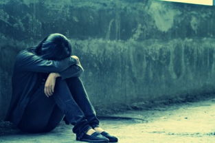 一个总爱听伤感歌曲的人，女人听伤感歌说明什么