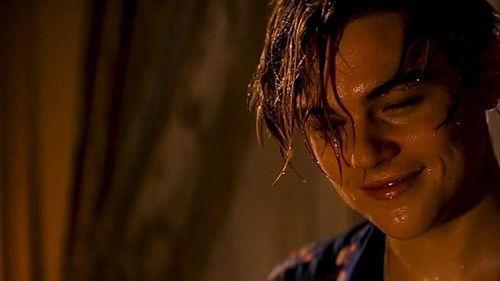 一见钟情到至死不渝,真正的爱情就是一见钟情