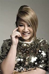 上心这首歌背后的故事，郑欣宜上心背后想表达什么