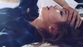 一首粤语歌高潮部分是春风，抖音上春风开头的粤语歌