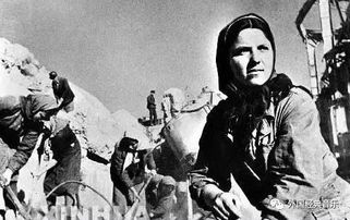 一首乌克兰悲伤歌曲，苏联歌曲《神圣的战争》