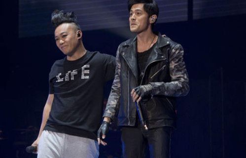 中国公认的歌神是谁，乐坛谁比周杰伦地位高