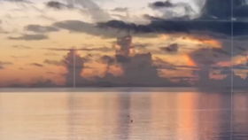 云翻涌成夏是什么意思,云翻云涌什么意思