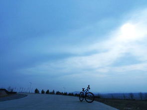 人在旅途表达什么意思，人在旅途这首歌的含义