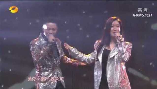 亲爱的小妹妹歌曲原唱,路灯下的小姑娘 歌词